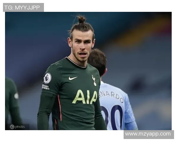 揭秘哪个足球明星喜欢扎头发展现个性风采与时尚魅力